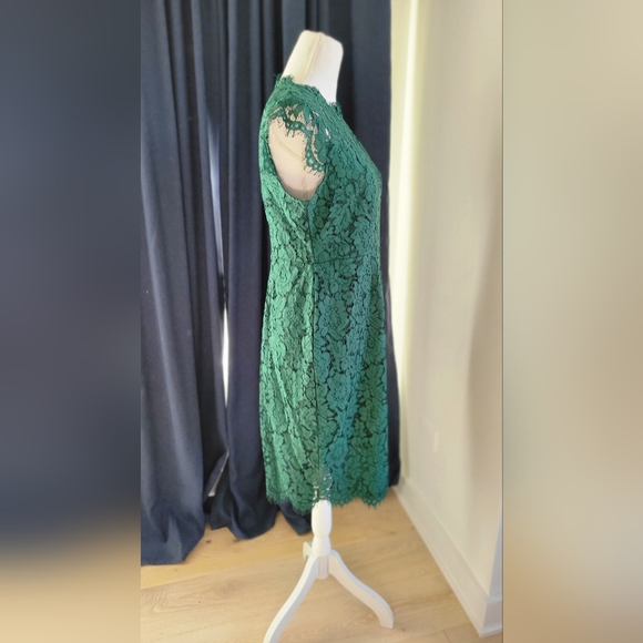 Crew Neck Floral Lace Midi Dress - Picture 5 of 16